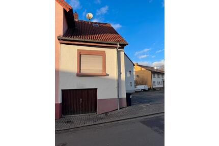 Vermietetes Einfamilienhaus in Kaiserslautern Erfenbach