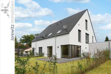 Top-Modern & KfW-Effizienzhaus 55: Erstbezug Doppelhaushälfte mit Carport in Bi-Senne - Bielefeld