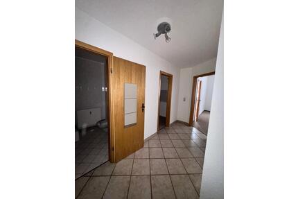 Lichtdurchflutete 2-Raum-Wohnung im Erdgeschoss - nähe Kurpark - Bad Dürrenberg