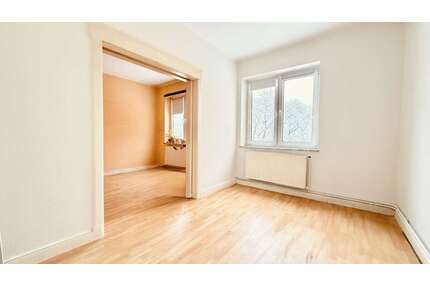 Wohnung zum Kaufen in Kiel 125.000,00 € 67.42 m²