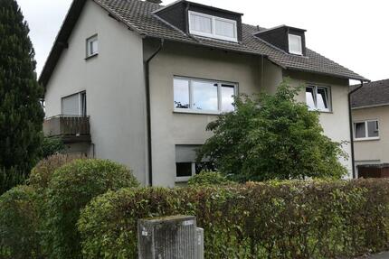 Dreifamilienhaus zu verkaufen z.z. vermietet - Vöhl