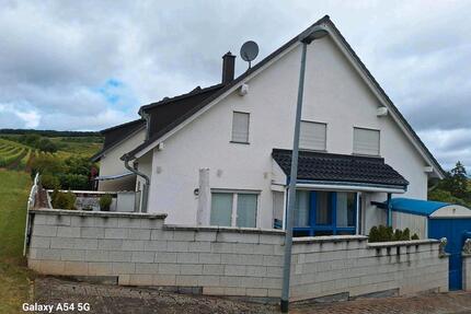 Reihenendhaus in Langenlonsheim – gepflegt, von Privat