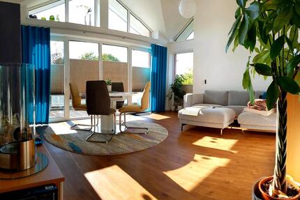 Helle 3-Zimmer-Wohnung mit Penthouse-Charakter – Zentrum Grefrath