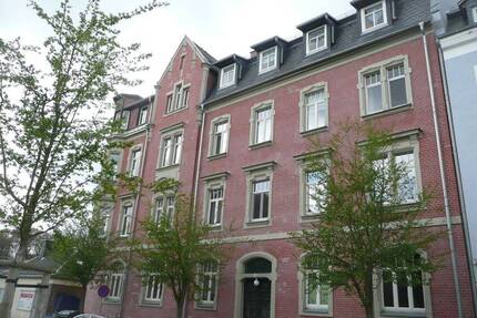+++ Nachmieter gesucht! +++ 3-ZimmerDachgeschosswohnung mit Einbauküche +++ - Zwickau Bahnhofsvorstadt
