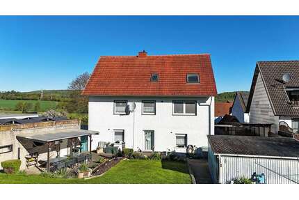 Haus zum Kaufen in Lügde 195.000,00 € 161.26 m²