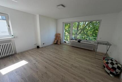 3,5 Zimmer Wohnung in Barmen - 899,00&nbsp;EUR Kaltmiete, ca.&nbsp; 78,00&nbsp;m&sup2; in Wuppertal (PLZ: 42289) Gemarkung Barmen
