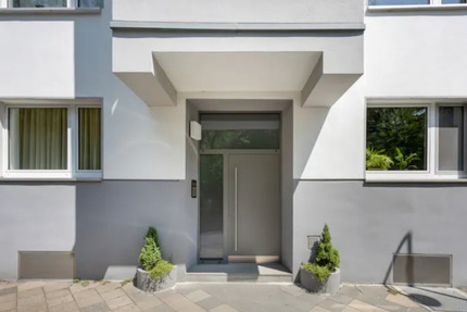 hochwertig sanierte 3-Zimmer-Wohnung mit Balkon und Aufzug - Düsseldorf Düsseltal