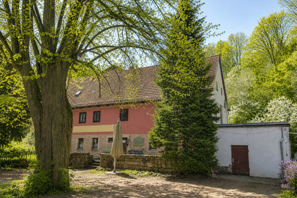 Historisches, denkmalgeschütztes Gaststättenanwesen auf großzügigem Grundstück mit Entwicklungspotenzial! - Freital