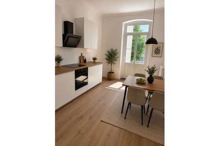 Wohnung zum Kaufen in Düsseldorf 275.000,00 € 73 m²