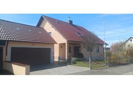 großes Einfamilienhaus in Hirschaid