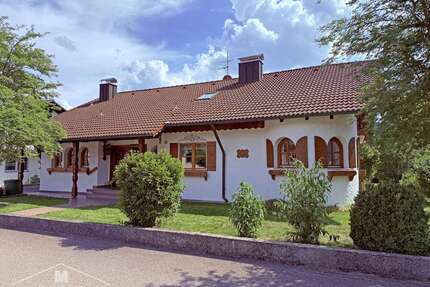 Haus zum Kaufen in Walting 445.000,00 € 130.98 m²