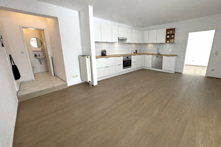 Exklusive 4-Zimmer-Maisonette mit Einbauküche und Balkon - Rühen