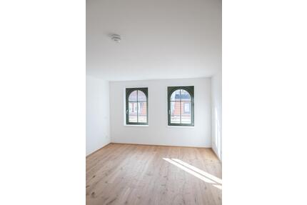 Top sanierte 3-Raum-Wohnung im 4.OG mit Küche & Balkon - WE14 - Leipzig Ost