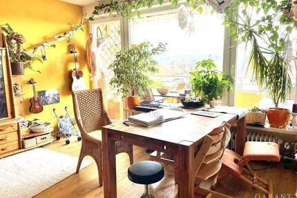 Wohlfühlwohnung mit drei Balkonen! - Laufen