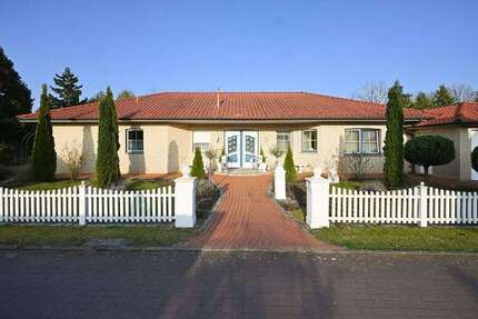 Haus zum Kaufen in Barenburg bei Sulingen 499.000,00 € 322.05 m²