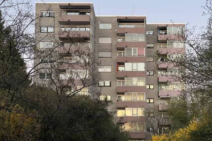 3 Zimmer, Balkon, Potenzial: Ihre Chance in gefragter Lage von Asperg