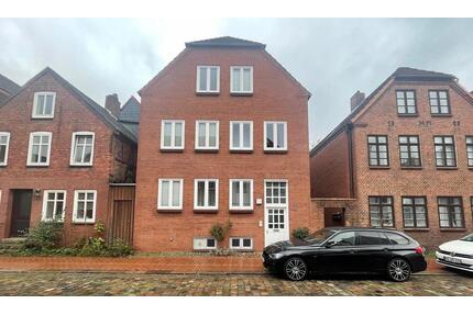 2 Zimmer, Dachgeschoss - 528,00&nbsp;EUR Kaltmiete, ca.&nbsp; 59,46&nbsp;m&sup2; in Rendsburg (PLZ: 24768)