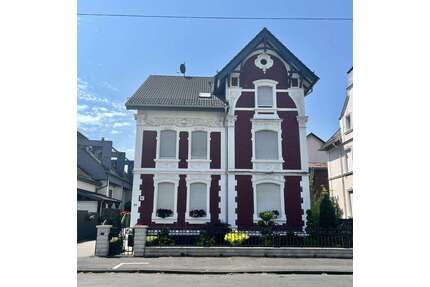 Haus zum Kaufen in Siegen 985.000,00 € 400 m²