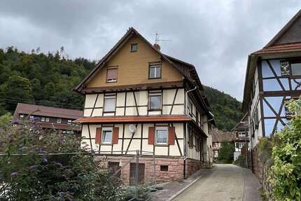 Haus zum Kaufen in Gernsbach 269.000,00 € 352 m²