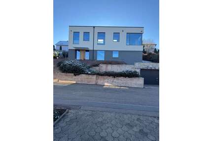 Haus zum Kaufen in Engelsbrand 1.590.000,00 € 263 m²