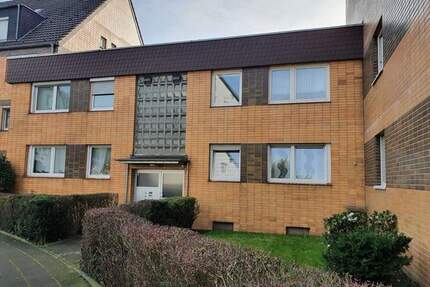 Zwei-Zimmerwohnung mit Potenzial in Buchheim - Köln