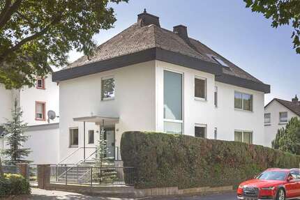Haus zum Kaufen in Bad Homburg vor der Höhe 1.595.000,00 € 282 m²