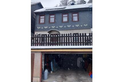 Haus zu vermieten - 900,00&nbsp;EUR Kaltmiete, ca.&nbsp; 90,00&nbsp;m&sup2; in Neuhaus am Rennweg (PLZ: 98724)