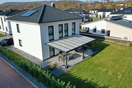 Haus zum Kaufen in Hessisch Oldendorf 499.000,00 € 145 m²