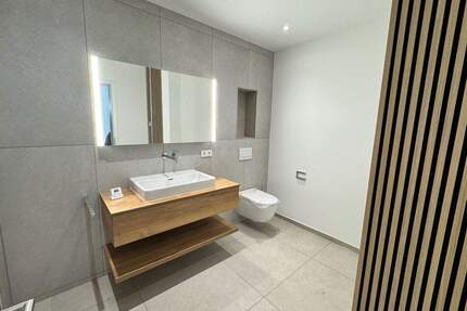 Exklusive 3 Zimmer-Wohnung | Balkon über ECK - überdacht | Einzug sofort möglich! - Breuberg / Sandbach