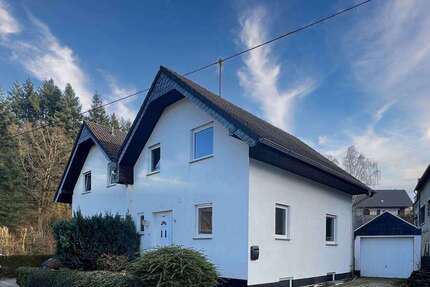Haus zum Kaufen in Bickenbach 298.000,00 € 201.72 m²