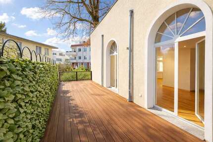 Wohnung zum Kaufen in Berlin 900.000,00 € 224 m²