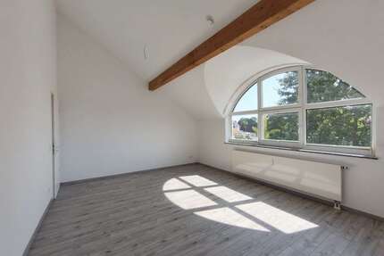 Wohnung zum Mieten in Bitterfeld-Wolfen 573,00 € 84.78 m²