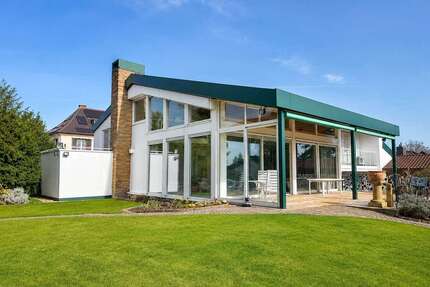Haus zum Kaufen in Neustadt 1.590.000,00 € 300 m²