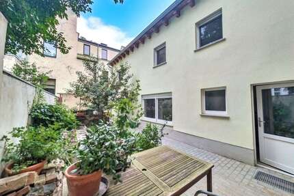 Haus zum Kaufen in Wurzen 198.000,00 € 212 m²