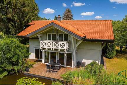 Haus zum Kaufen in Falkensee 950.000,00 € 278 m²