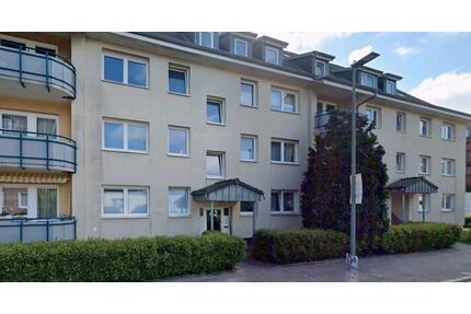 2 Zimmer EG Wohnung zum 01.04 BESCHREIBUNG LESEN! - Neumünster