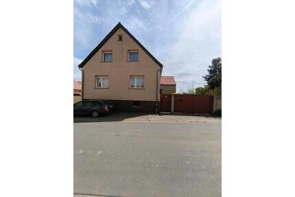 Einfamilienhaus zum Kauf - 99.500,00&nbsp;EUR Kaufpreis, ca.&nbsp; 145,00&nbsp;m&sup2; in Nebra (Unstrut) (PLZ: 06642)