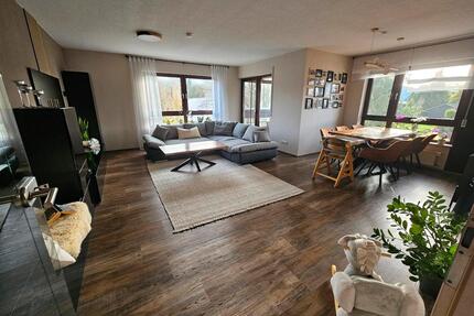 PROVISIONSFREI Sonnige modernisierte Eigentumswohnung in Ferndorf - Kreuztal