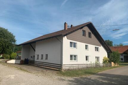 freistehendes Mehrgenerationenhaus - Oberostendorf