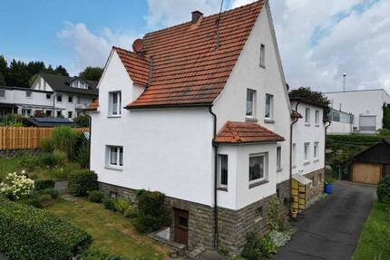 Charmante Doppelhaushälfte in Wiehl