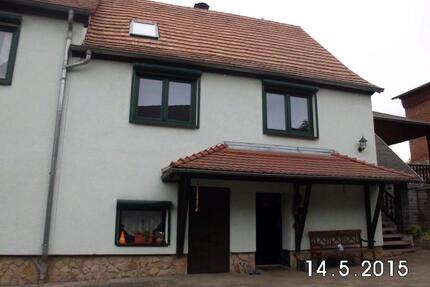 Einliegerwohnung - 348,00&nbsp;EUR Kaltmiete, ca.&nbsp; 87,00&nbsp;m&sup2; in Pößneck (PLZ: 07381)