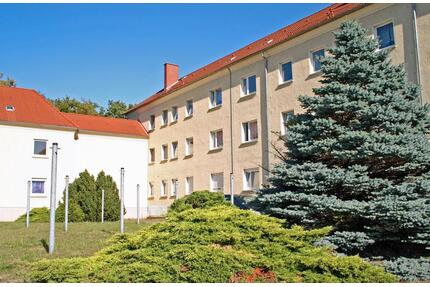 Großzügige 3-Raumwohnung nach Ihren Wünschen saniert - Zeitz