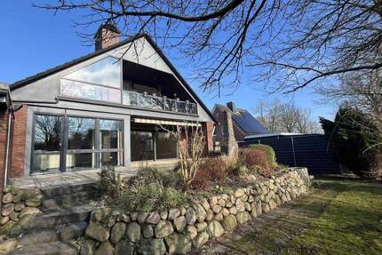 Modernisiertes EinfamilienhausZweifamilienhaus in Stade-Wiepenkathen