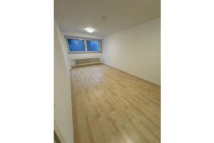 Wohnung zum Mieten in Frankfurt am Main 1.000,00 € 62.5 m²