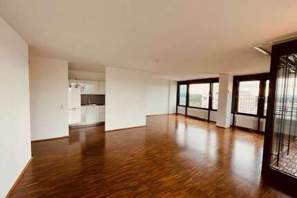 Wohnung zum Mieten in Frankfurt 1.440,00 € 81.35 m²