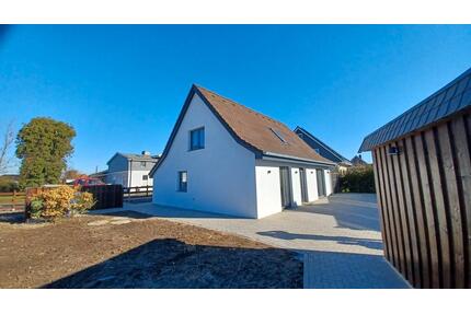 Einfamilienhaus frisch renoviert an der Nordseeküste zu vermieten - Wesselburen