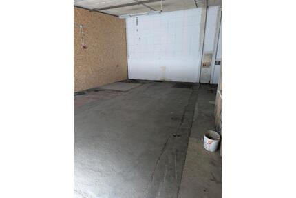 Lager ca 110 qm - 550,00&nbsp;EUR Kaltmiete, ca.&nbsp; 5,00&nbsp;m&sup2; in Zwiefalten (PLZ: 88529)
