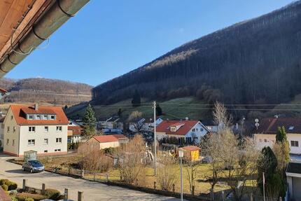 3 Zimmer Wohnung im 1.OG mit Garten zur Miete - Wiesensteig