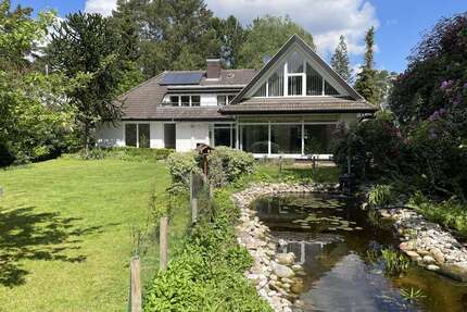 Haus zum Kaufen in Burgdorf OT Ehlershausen 875.000,00 € 377 m²