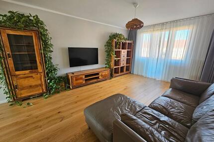 Hochwertig sanierte Altbauwohnung mit 3 Zimmern, Balkon & 2 Bäder - Berlin Tempelhof-Schöneberg